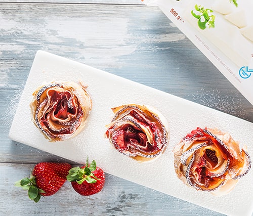 «Τριανταφυλλένια» Φραουλομηλοπιτάκια